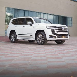 تويوتا لاند كروزر – 2025 VXR هايبرد